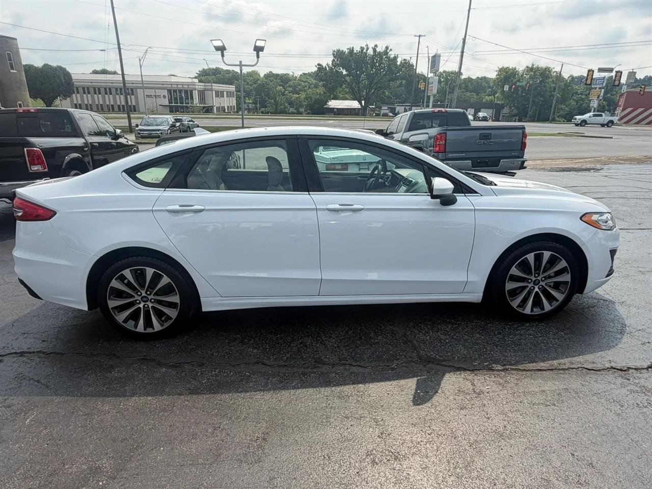 Ford Fusion SE AWD 2019