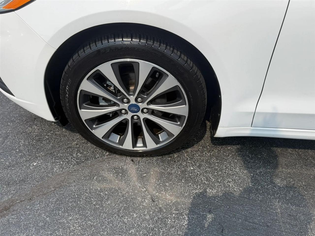 Ford Fusion SE AWD 2019