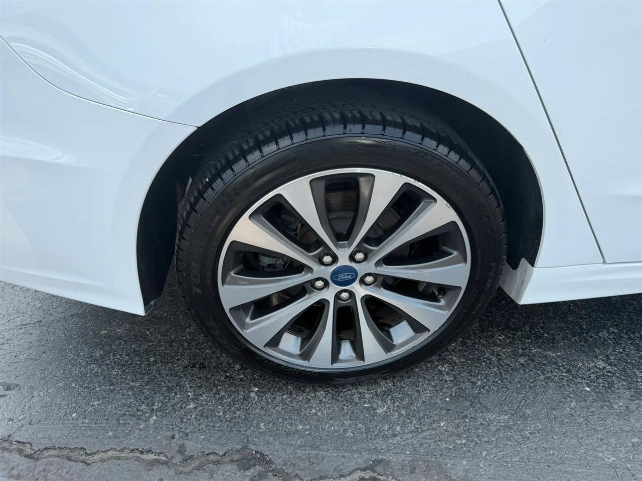 Ford Fusion SE AWD 2019