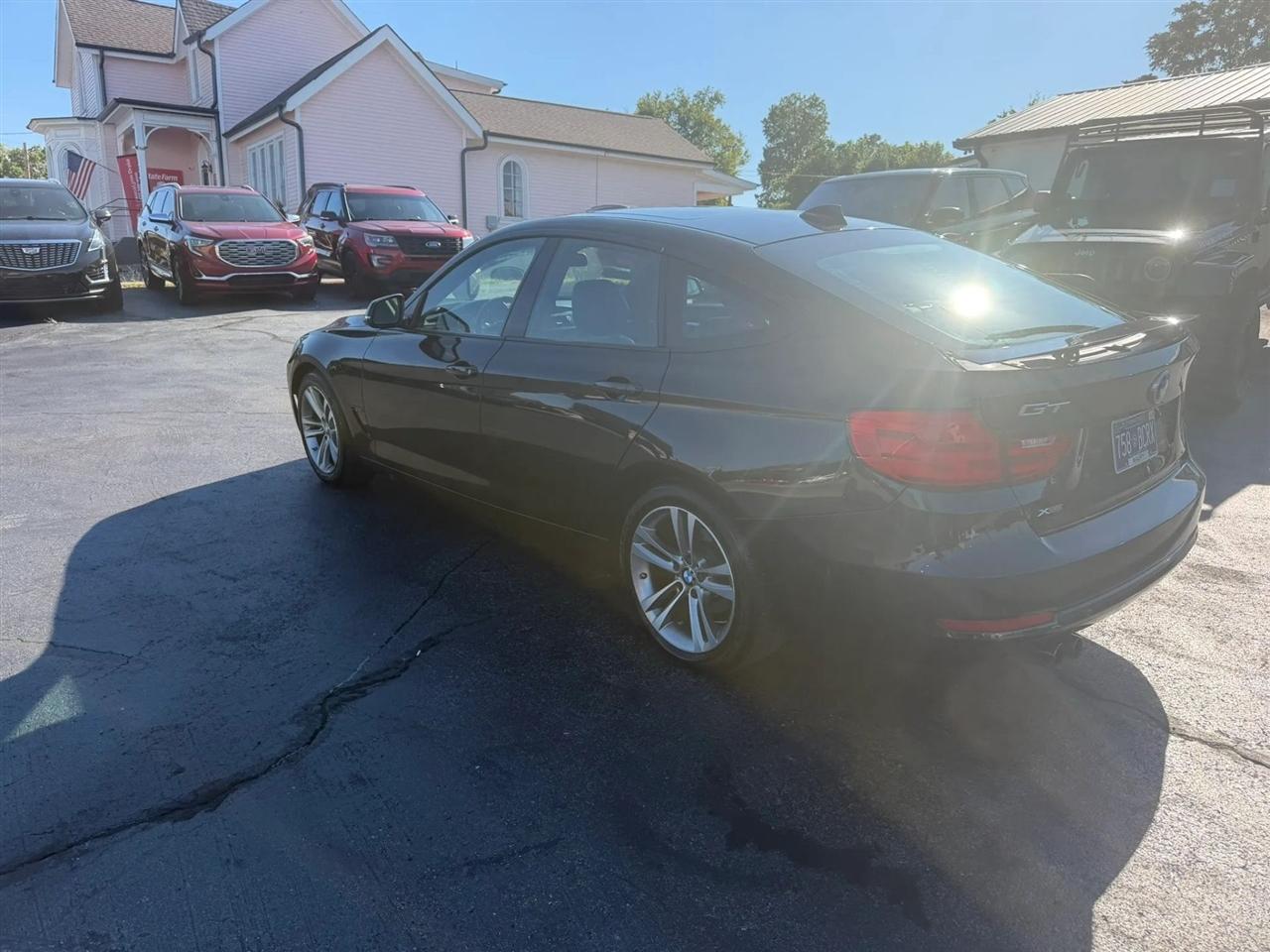 BMW 3-Series Gran Turismo 328i xDrive SULEV 2016