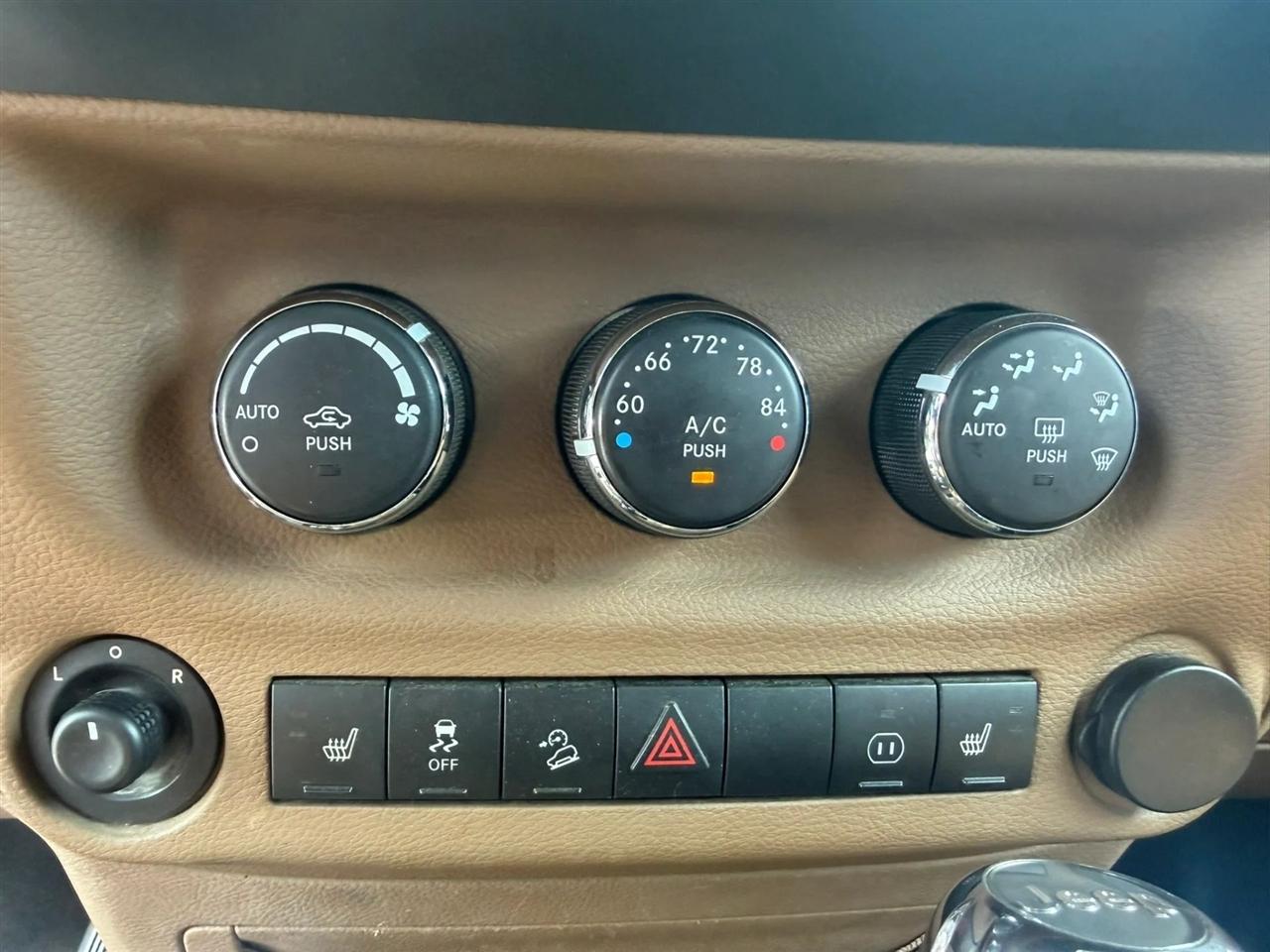Jeep Wrangler Unlimited Rubicon 4WD 2012