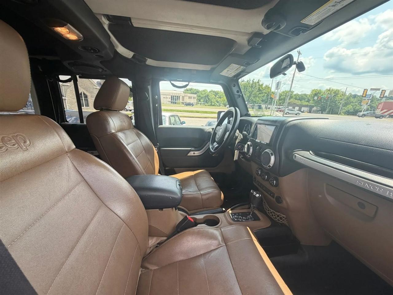 Jeep Wrangler Unlimited Rubicon 4WD 2012
