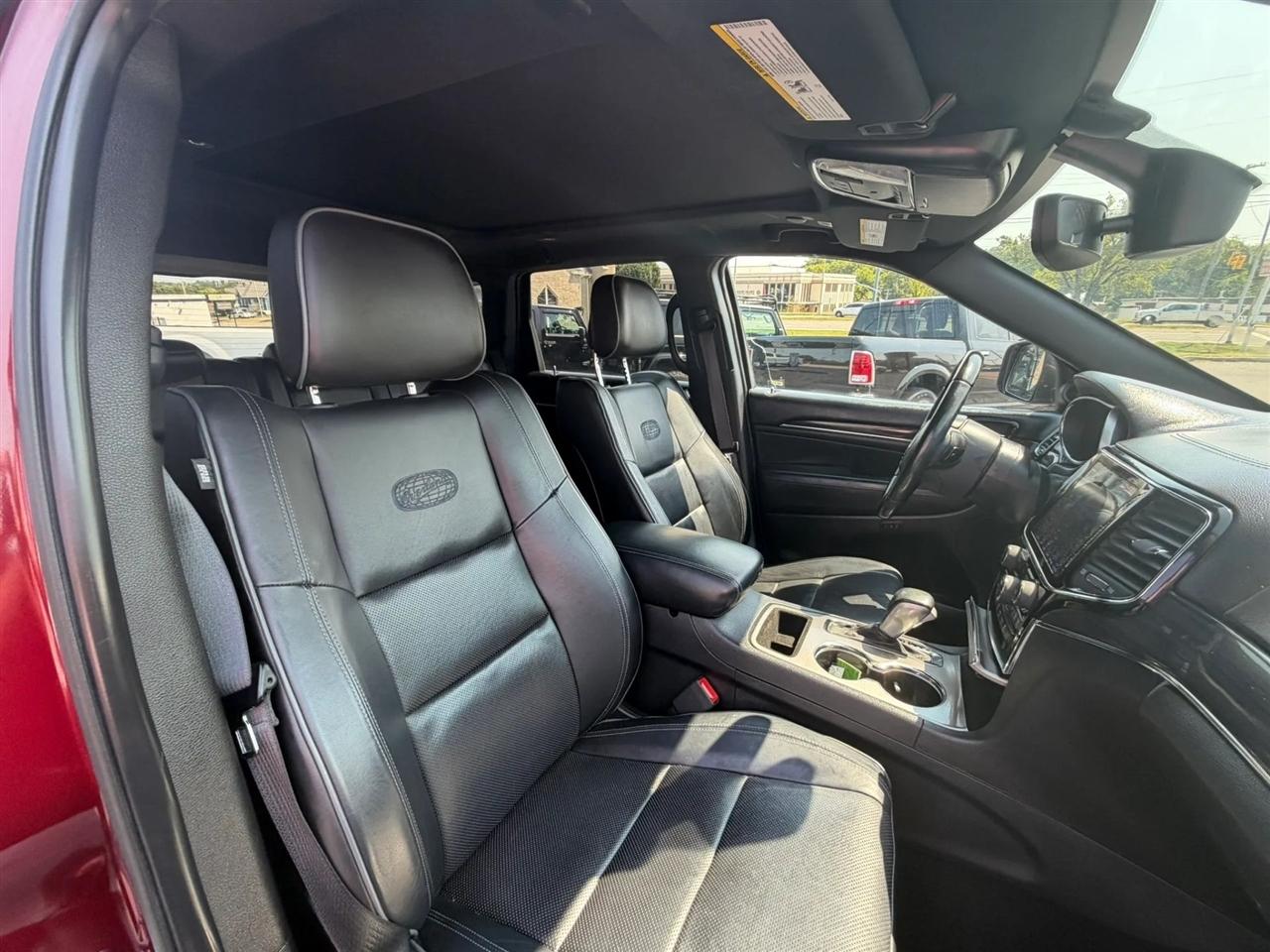 Jeep Grand Cherokee Overland 2WD 2020