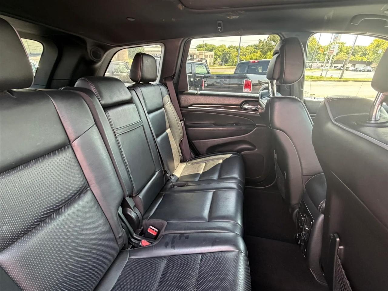 Jeep Grand Cherokee Overland 2WD 2020