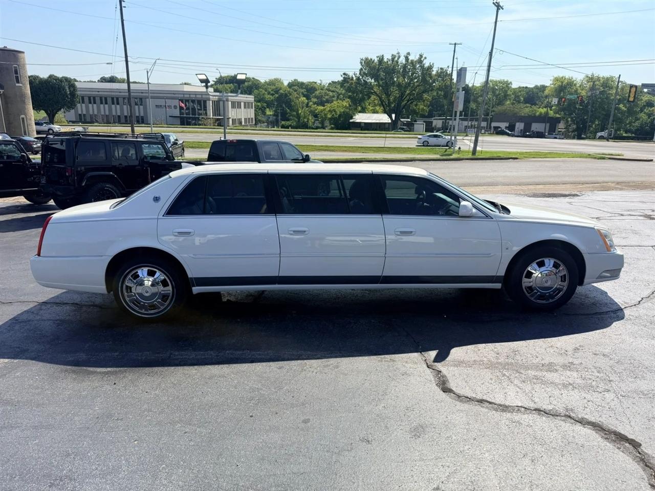 Cadillac Limousine Base 2009
