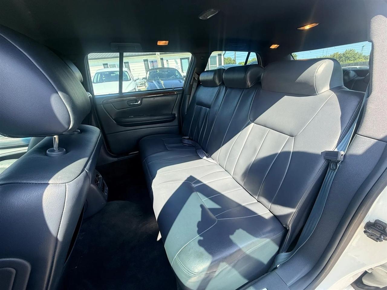 Cadillac Limousine Base 2009