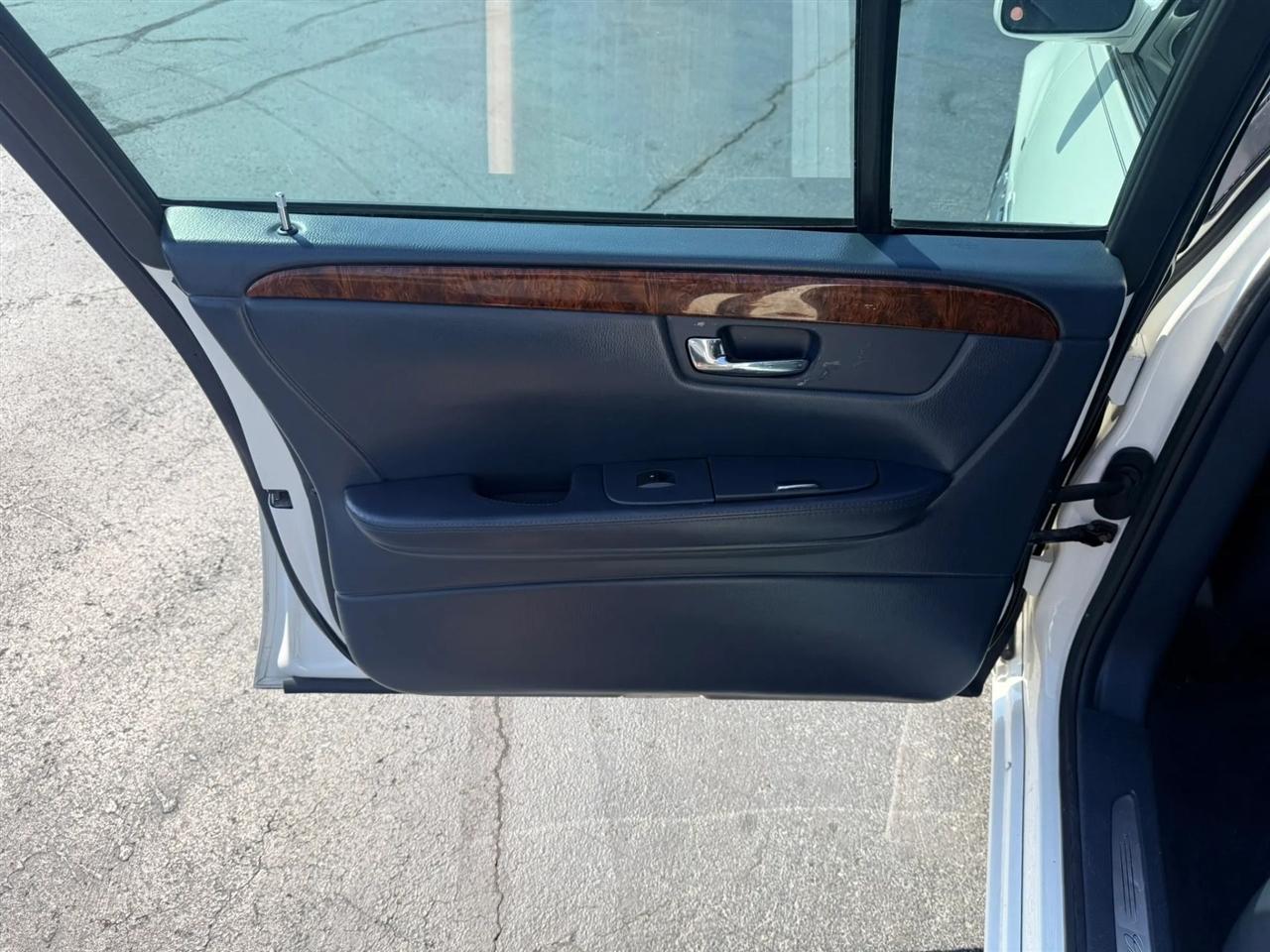 Cadillac Limousine Base 2009