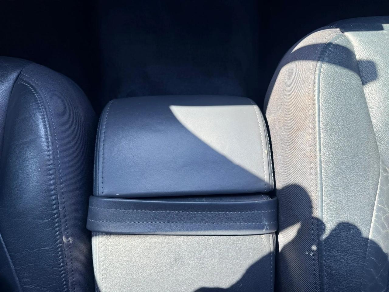 Cadillac Limousine Base 2009