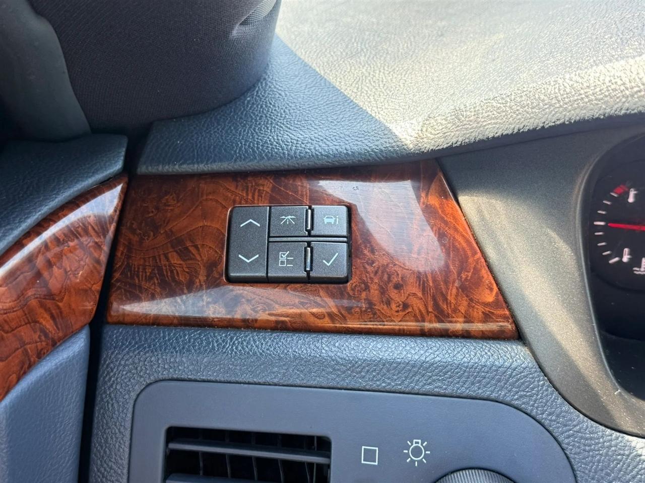 Cadillac Limousine Base 2009