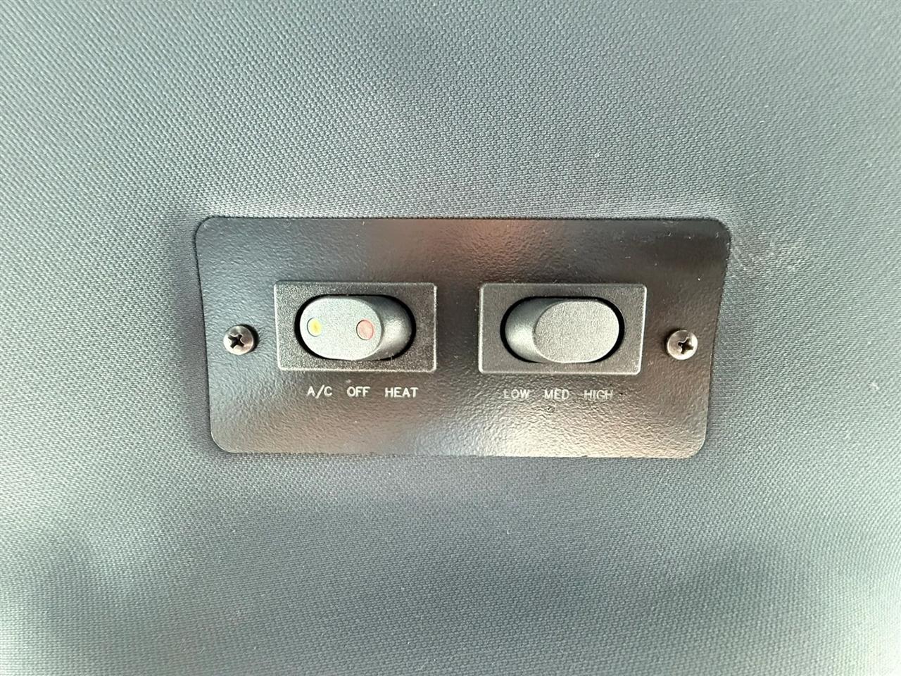 Cadillac Limousine Base 2009