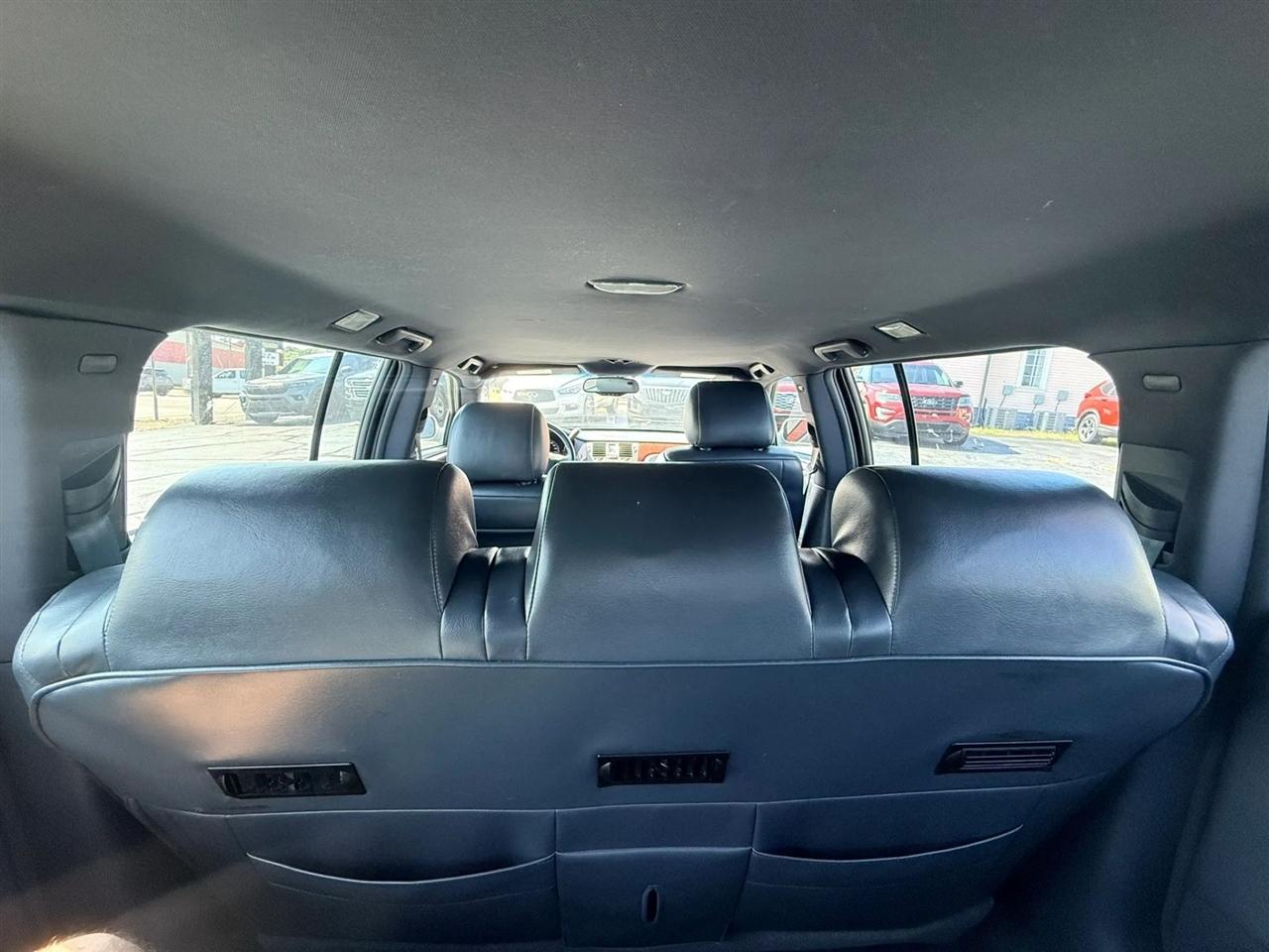 Cadillac Limousine Base 2009