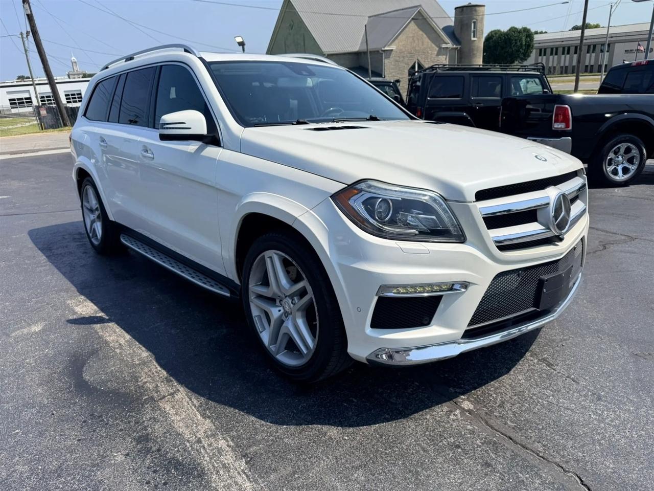 Mercedes-Benz GL-Class GL550 4MATIC 2016