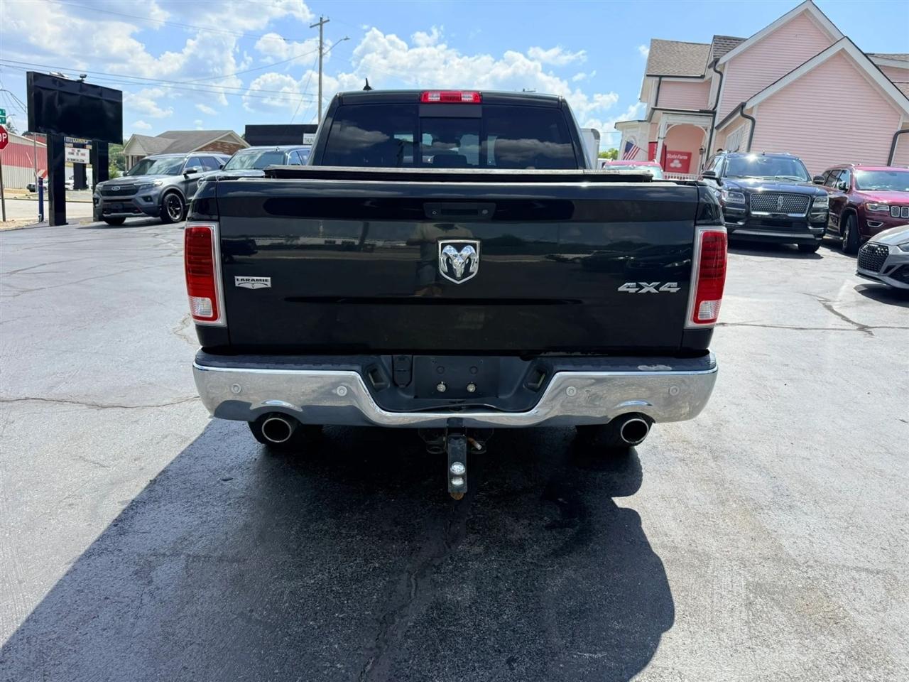 RAM 1500 Laramie Crew Cab SWB 4WD 2018