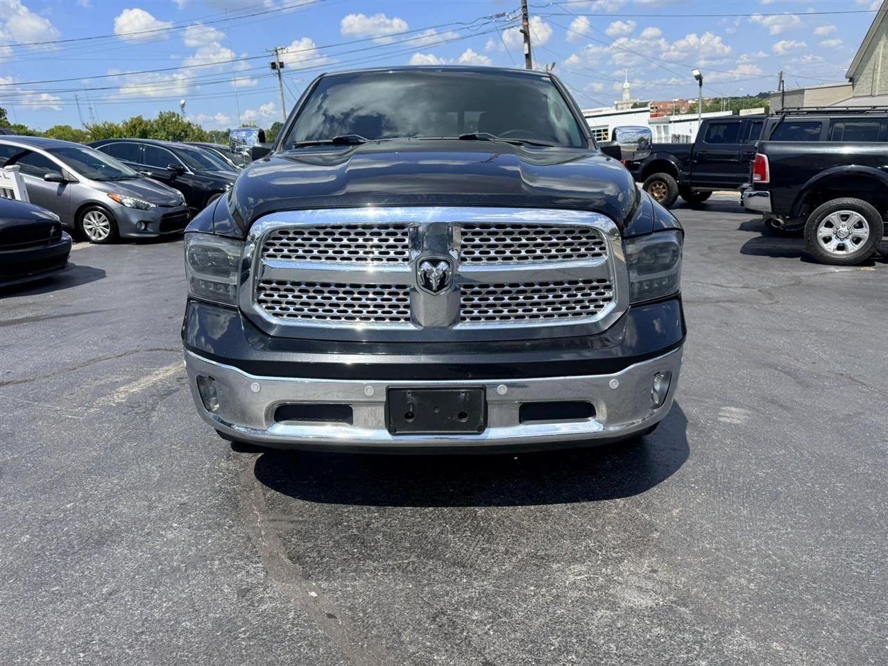 RAM 1500 Laramie Crew Cab SWB 4WD 2018
