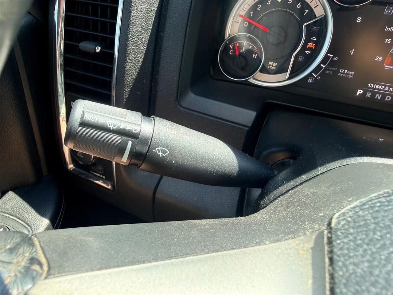 RAM 1500 Laramie Crew Cab SWB 4WD 2018