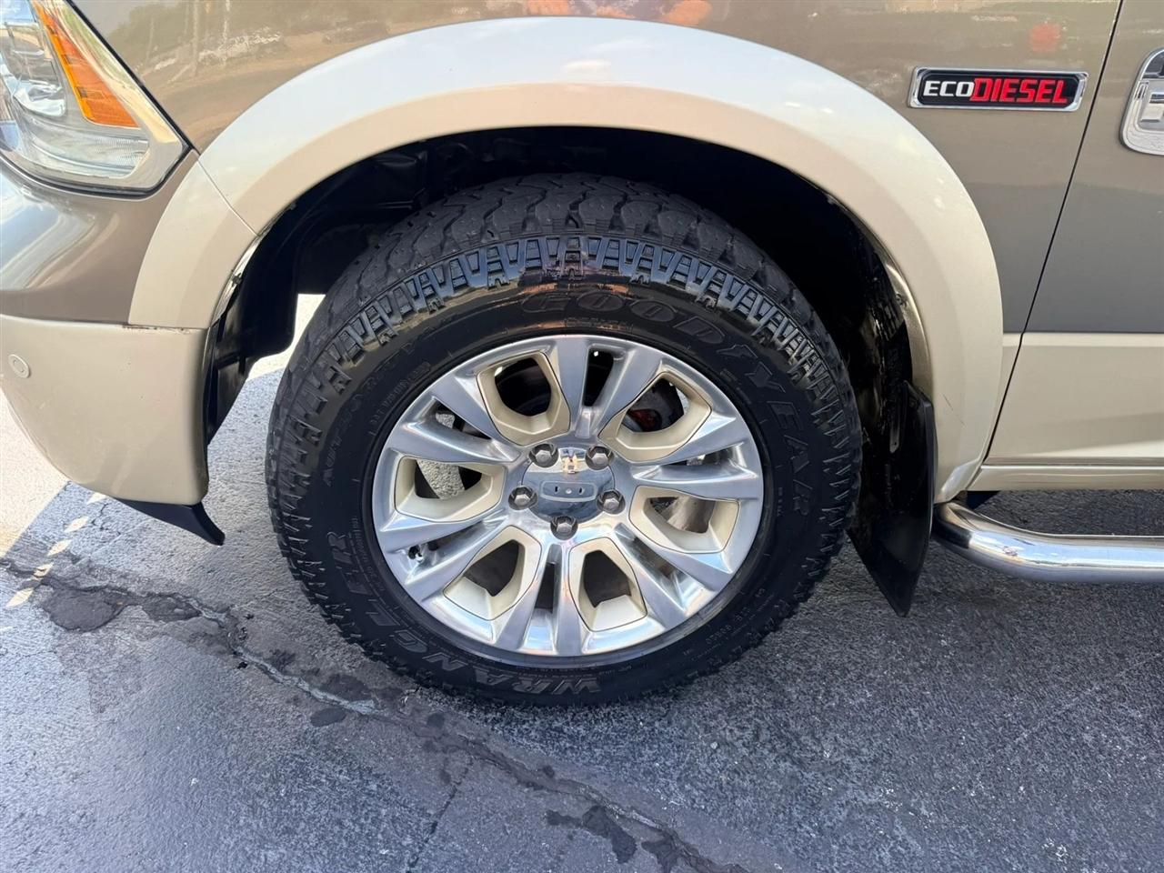 RAM 1500 Laramie Longhorn Edition Crew Cab LWB 4WD 2014
