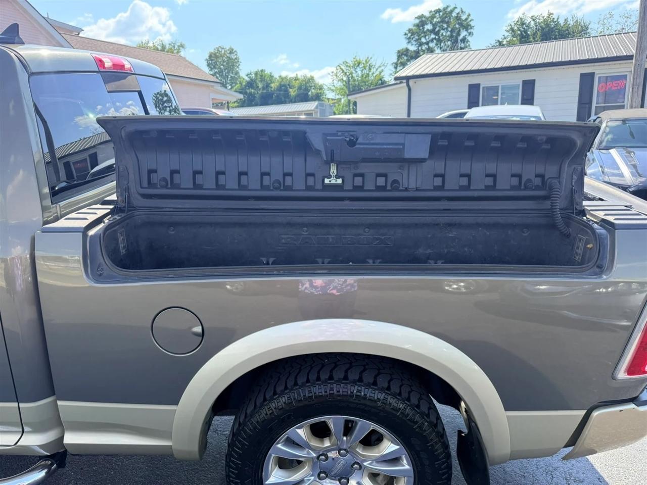 RAM 1500 Laramie Longhorn Edition Crew Cab LWB 4WD 2014
