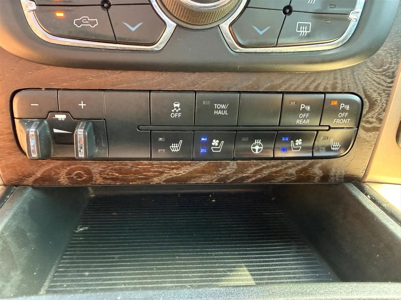 RAM 1500 Laramie Longhorn Edition Crew Cab LWB 4WD 2014