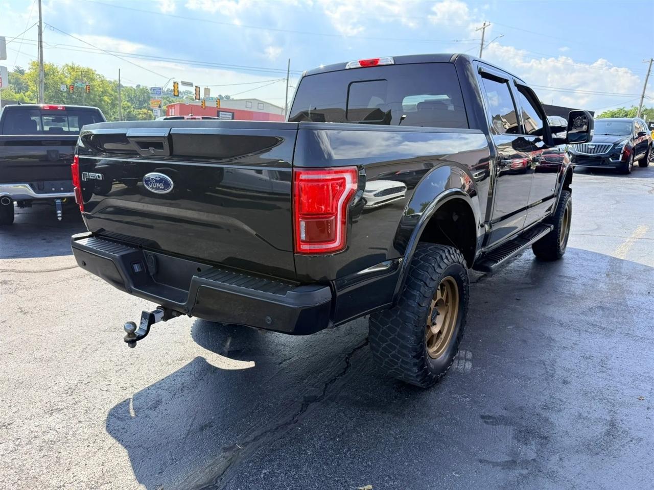 Ford F-150 Lariat SuperCrew 5.5-ft. Bed 4WD 2015