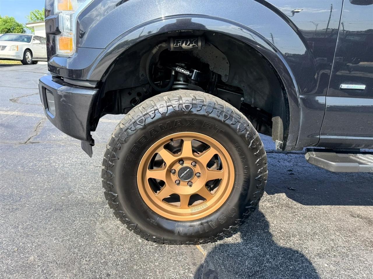 Ford F-150 Lariat SuperCrew 5.5-ft. Bed 4WD 2015