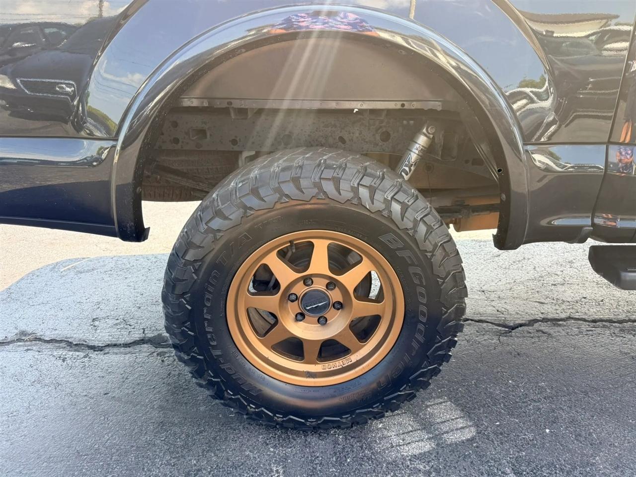 Ford F-150 Lariat SuperCrew 5.5-ft. Bed 4WD 2015