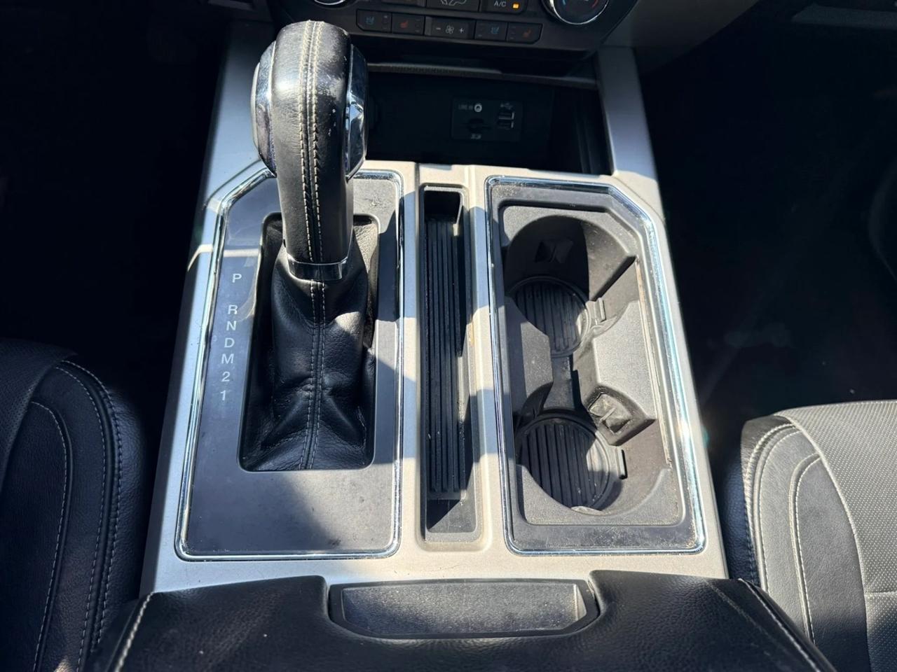 Ford F-150 Lariat SuperCrew 5.5-ft. Bed 4WD 2015
