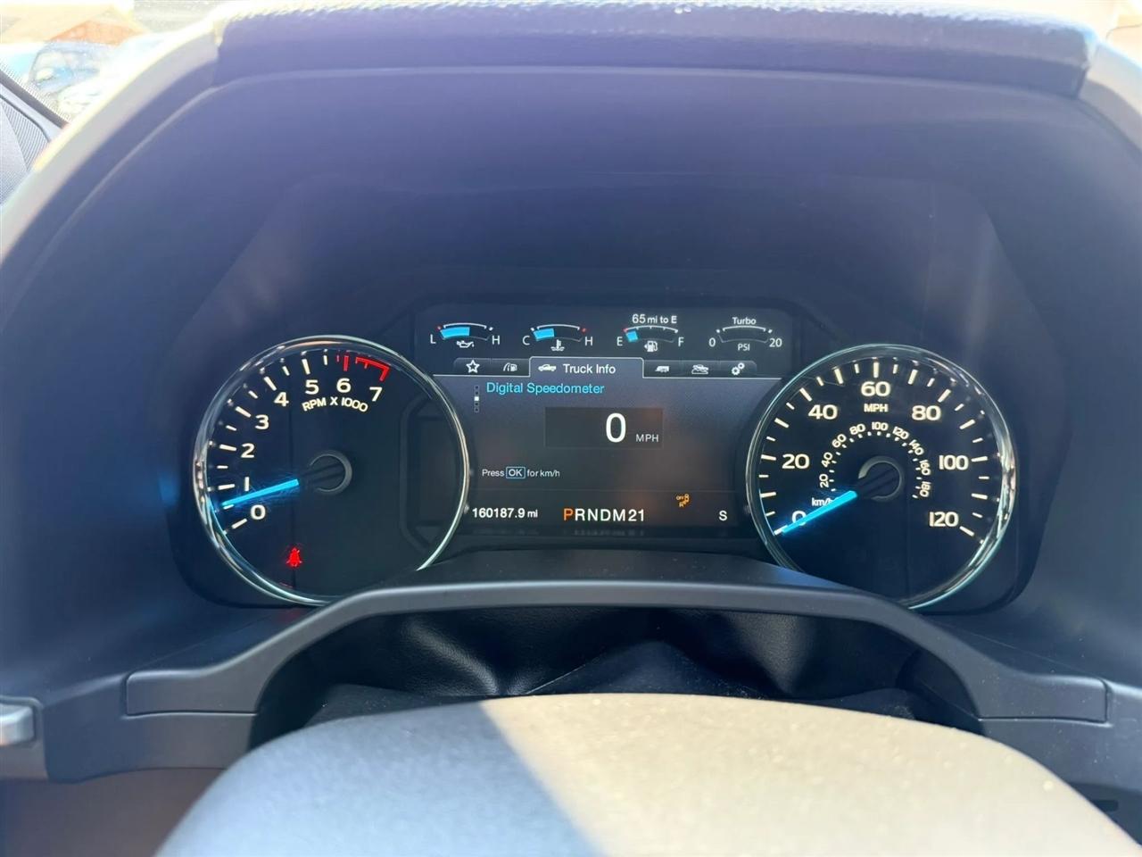 Ford F-150 Lariat SuperCrew 5.5-ft. Bed 4WD 2015