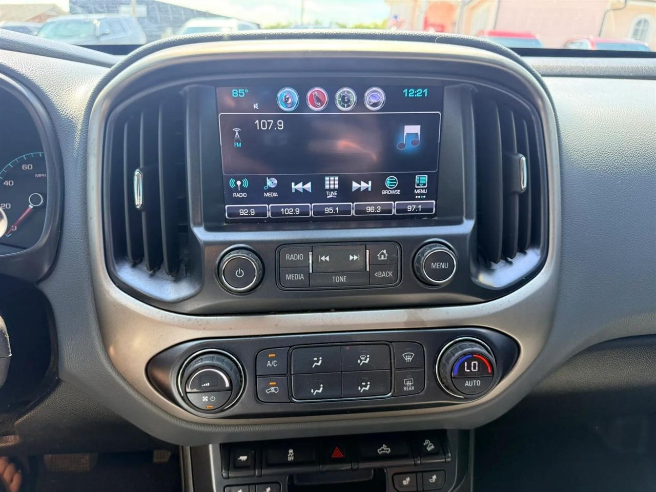 Chevrolet Colorado Z71 Crew Cab 2WD Short Box 2016