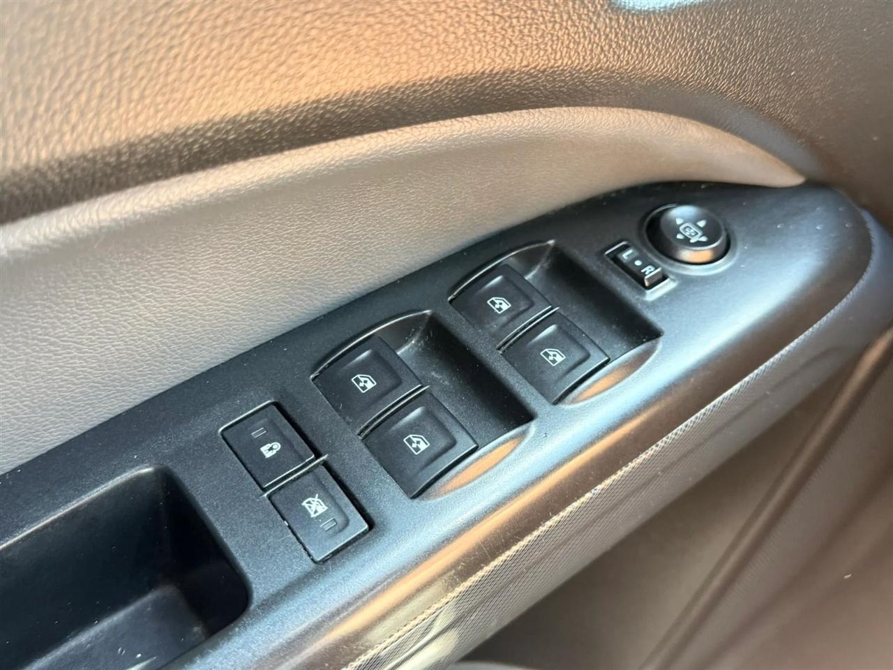Chevrolet Colorado Z71 Crew Cab 2WD Short Box 2016