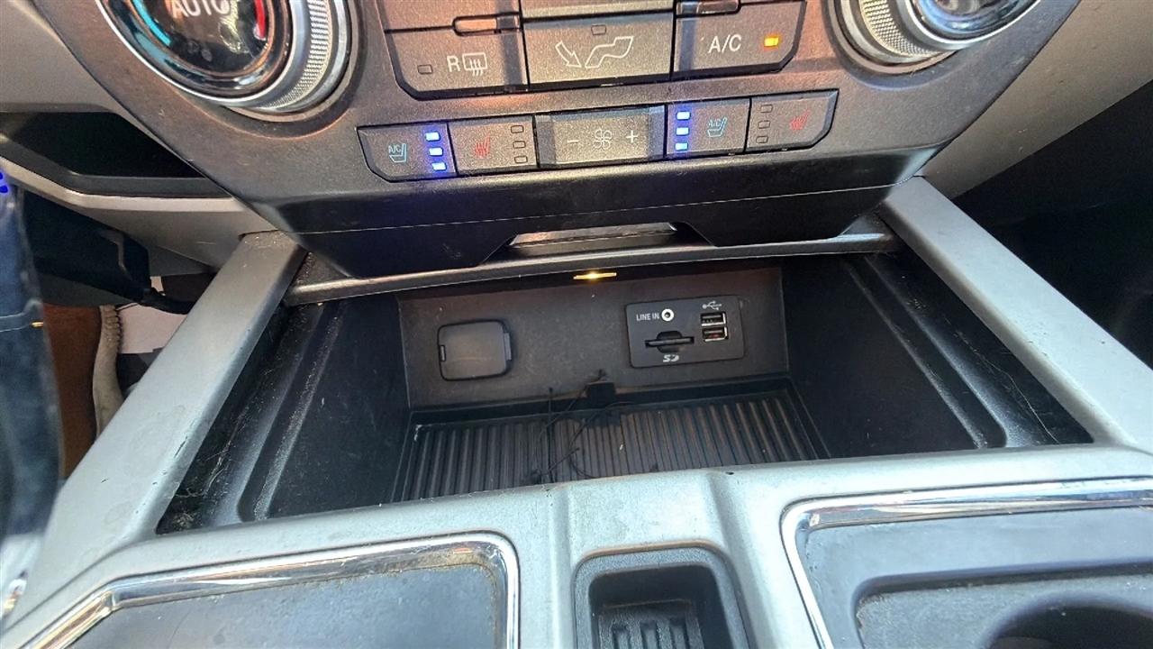 Ford F-150 Lariat SuperCrew 5.5-ft. Bed 4WD 2015