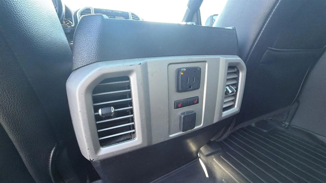 Ford F-150 Lariat SuperCrew 5.5-ft. Bed 4WD 2015