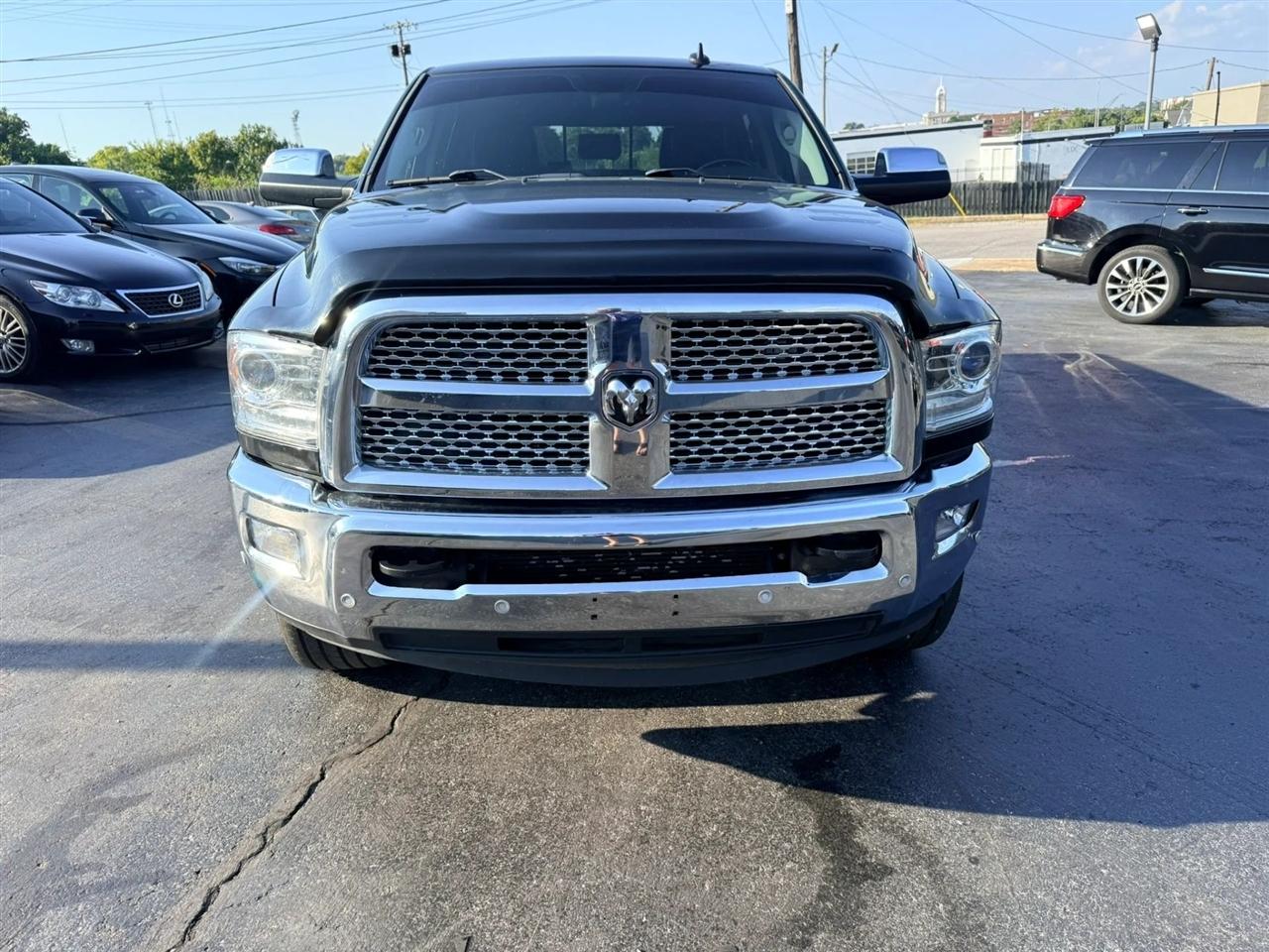 RAM 2500 Laramie Mega Cab 4WD 2018