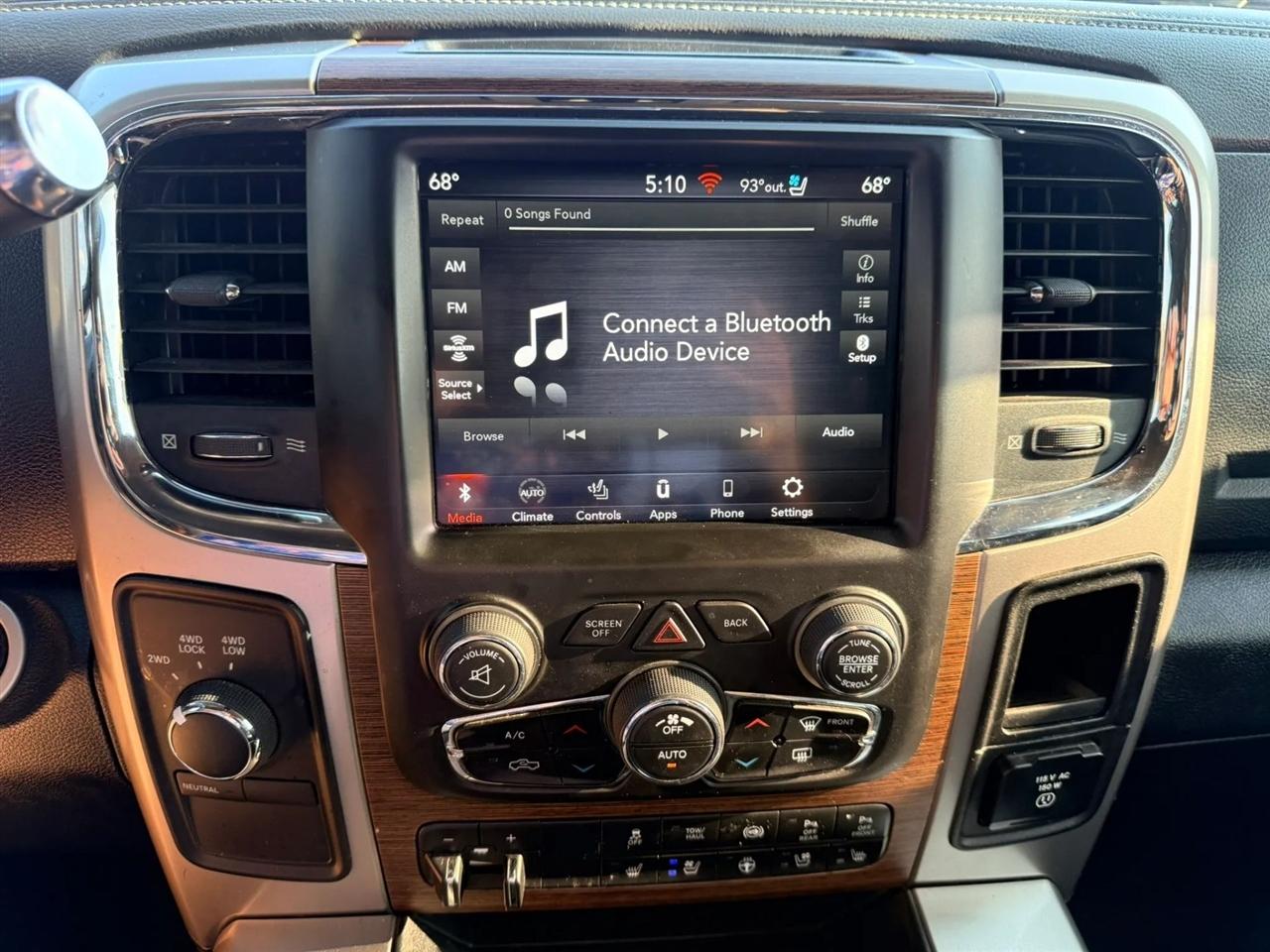RAM 2500 Laramie Mega Cab 4WD 2018