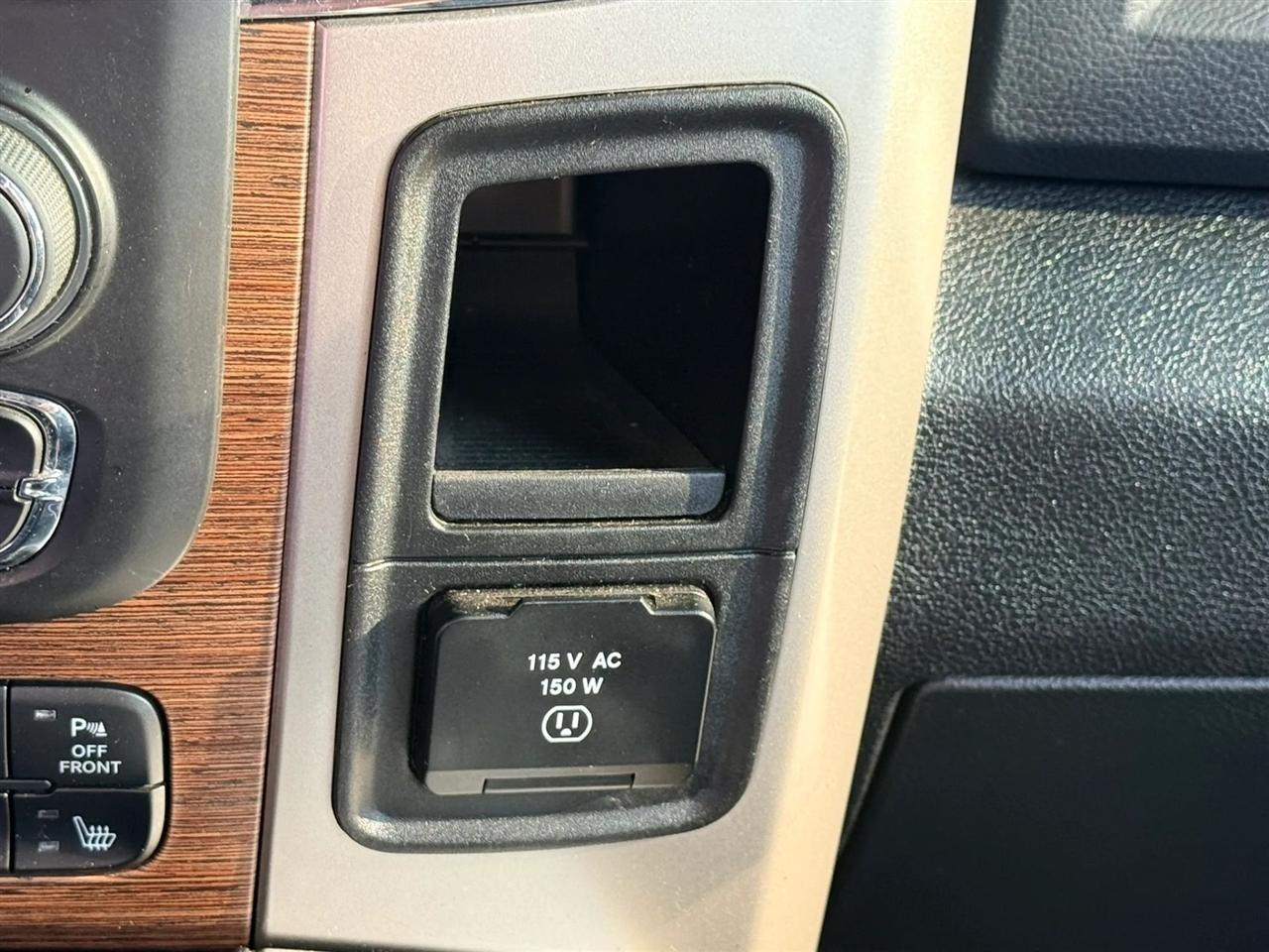 RAM 2500 Laramie Mega Cab 4WD 2018