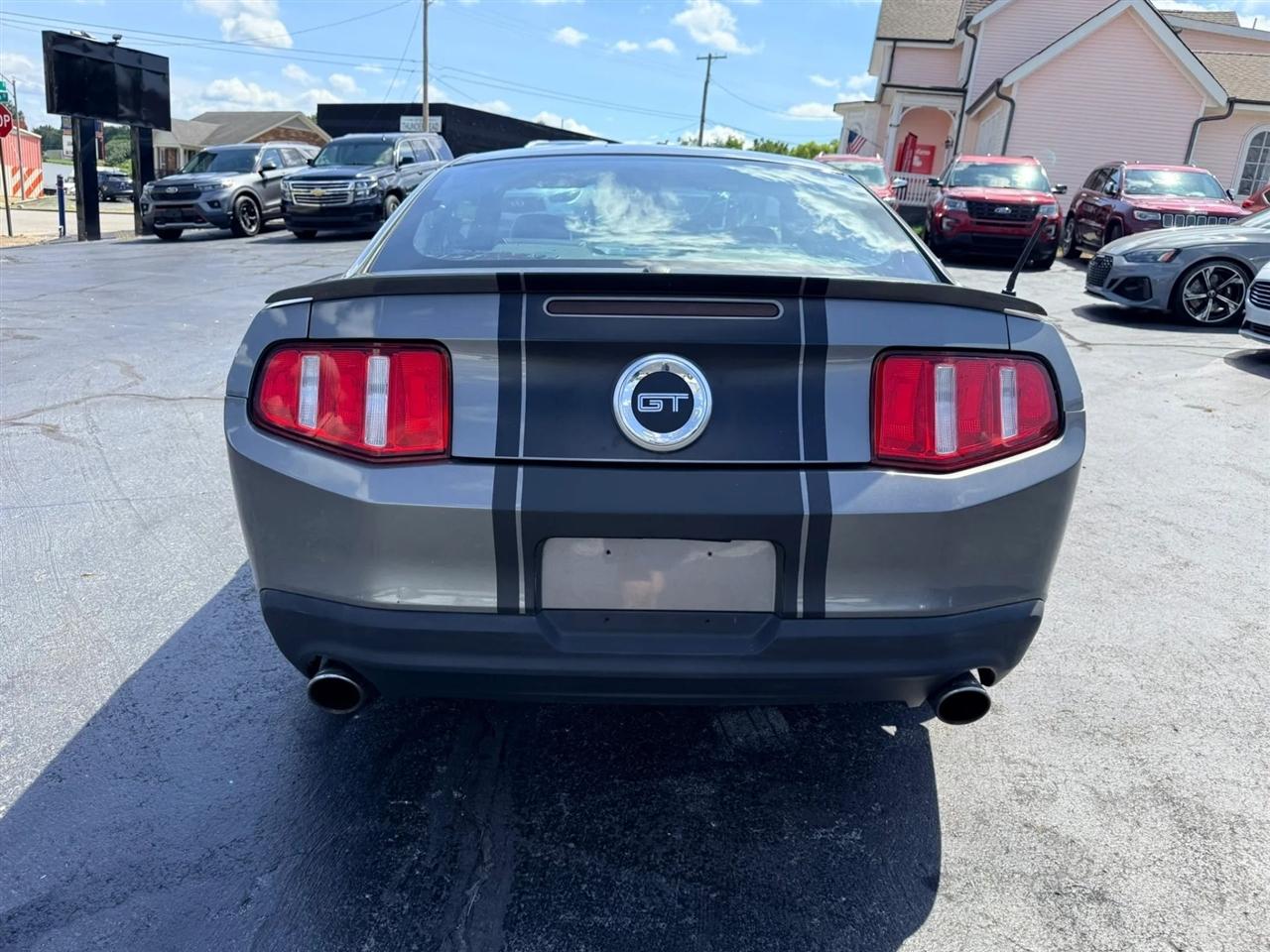 Ford Mustang GT Premium Coupe 2010
