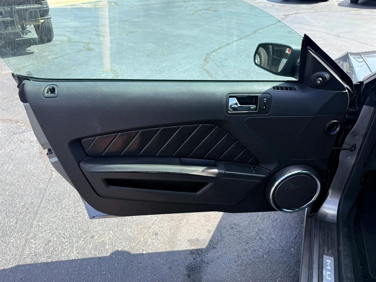 Ford Mustang GT Premium Coupe 2010