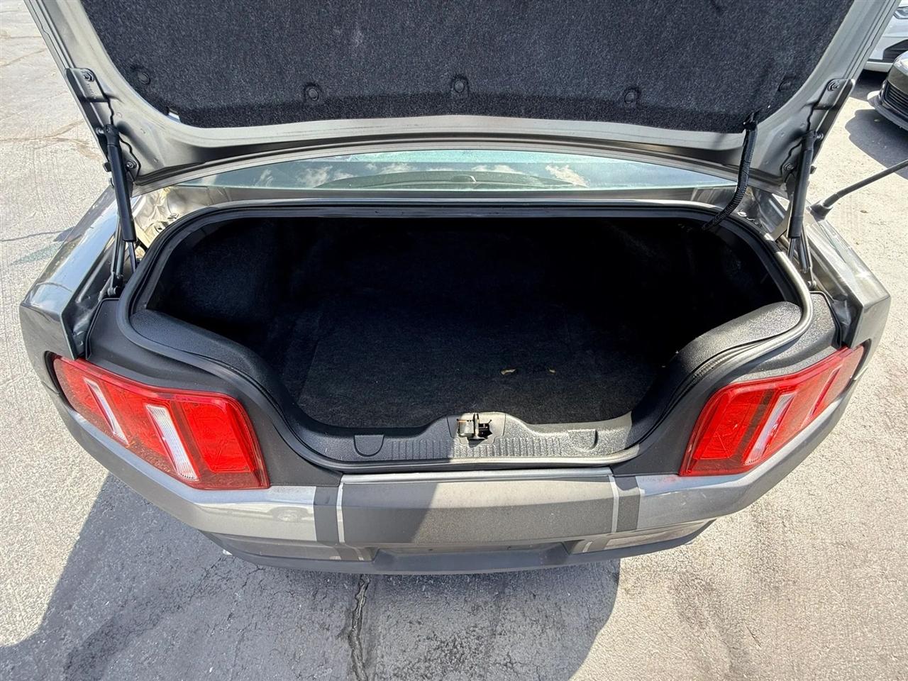 Ford Mustang GT Premium Coupe 2010