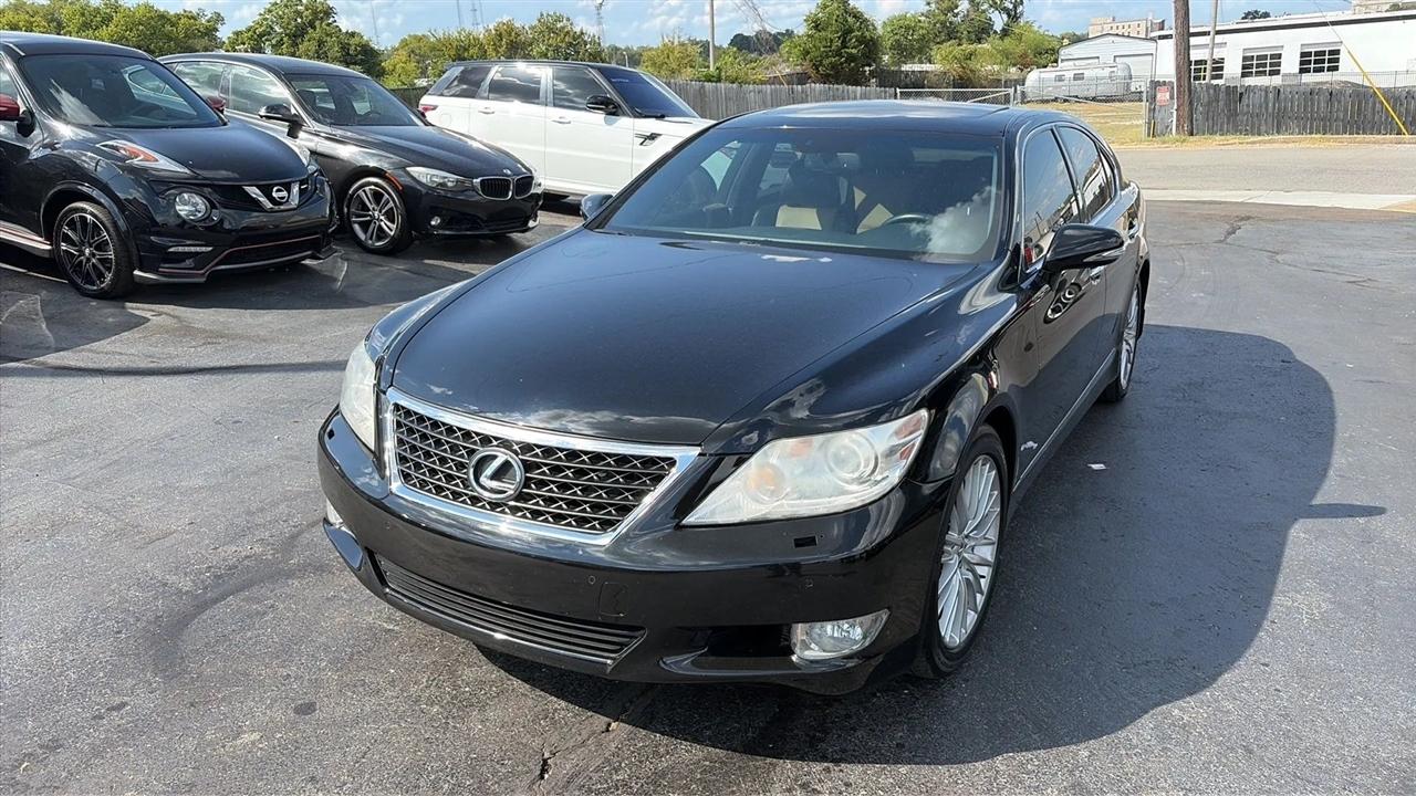 Lexus LS 460 Luxury Sedan 2012
