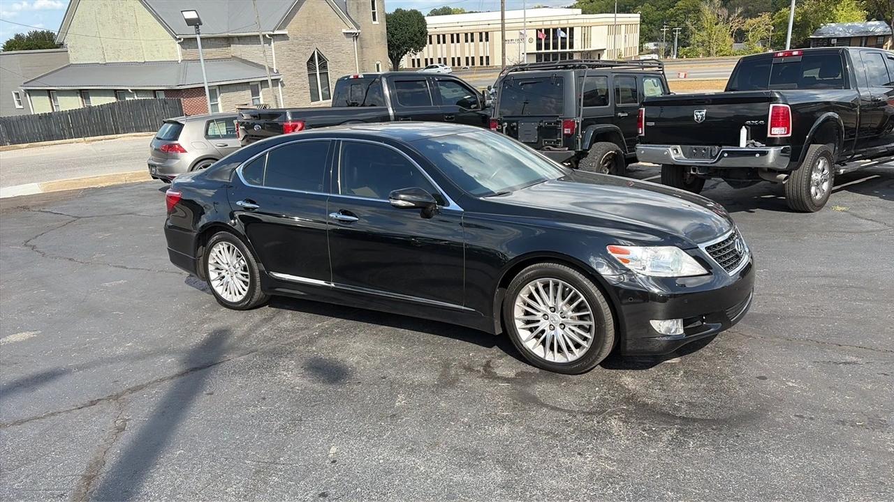 Lexus LS 460 Luxury Sedan 2012
