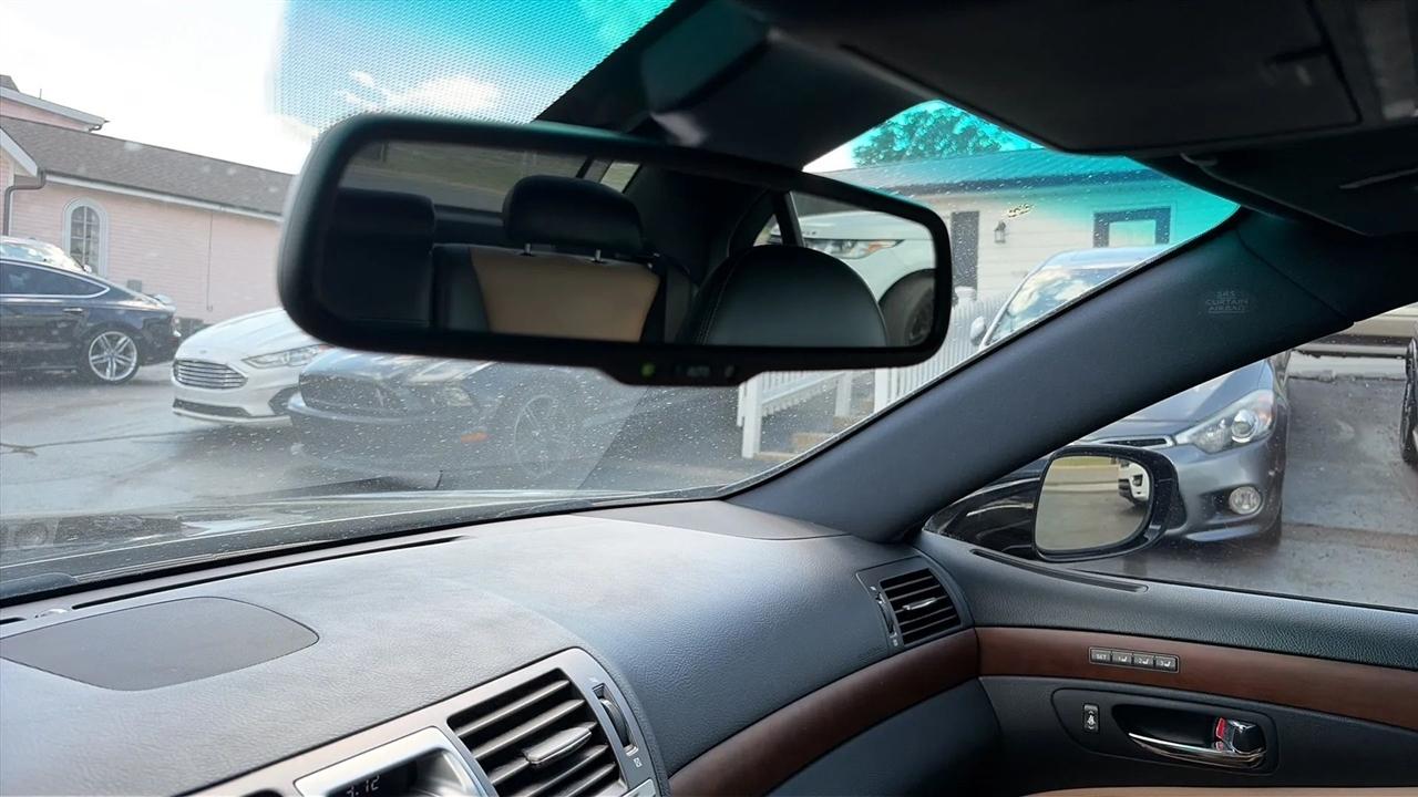 Lexus LS 460 Luxury Sedan 2012