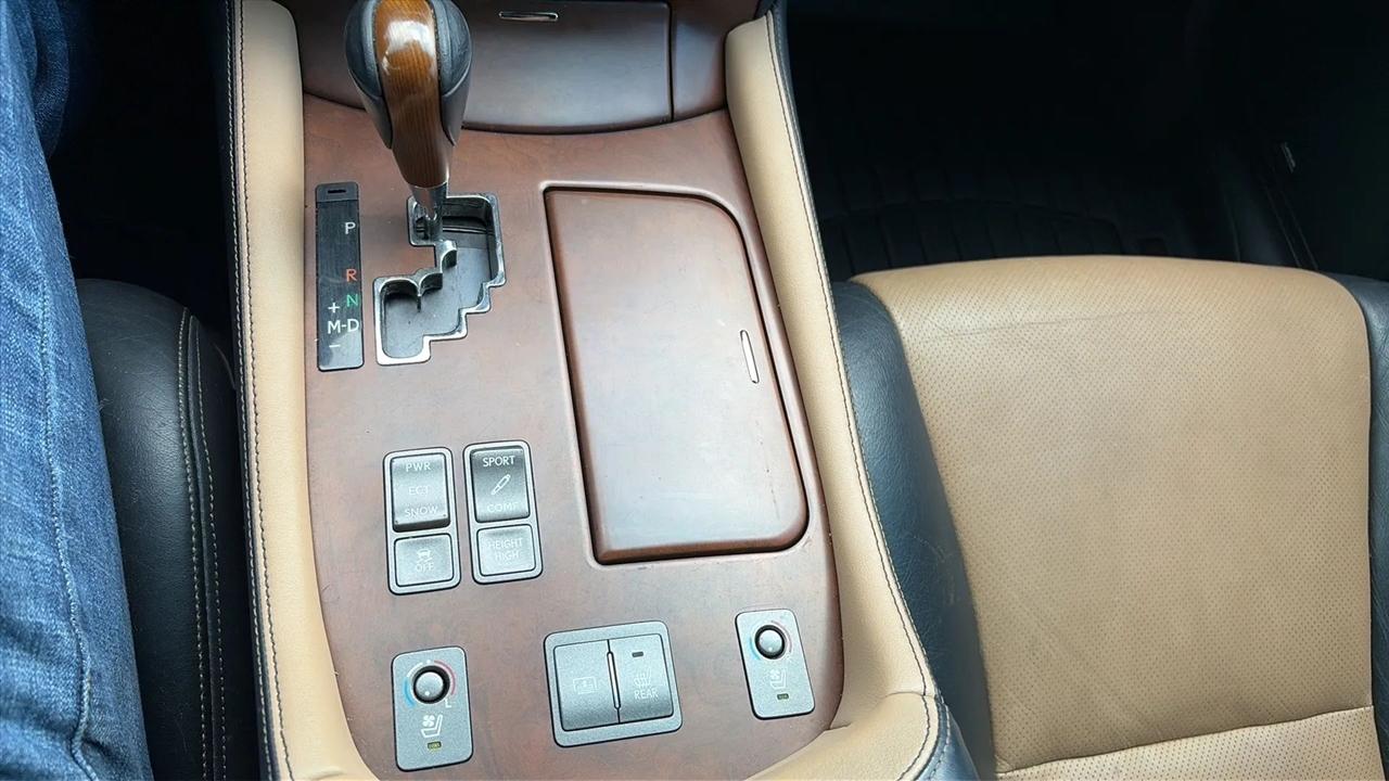 Lexus LS 460 Luxury Sedan 2012