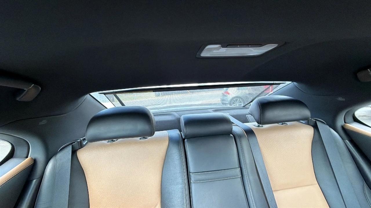 Lexus LS 460 Luxury Sedan 2012