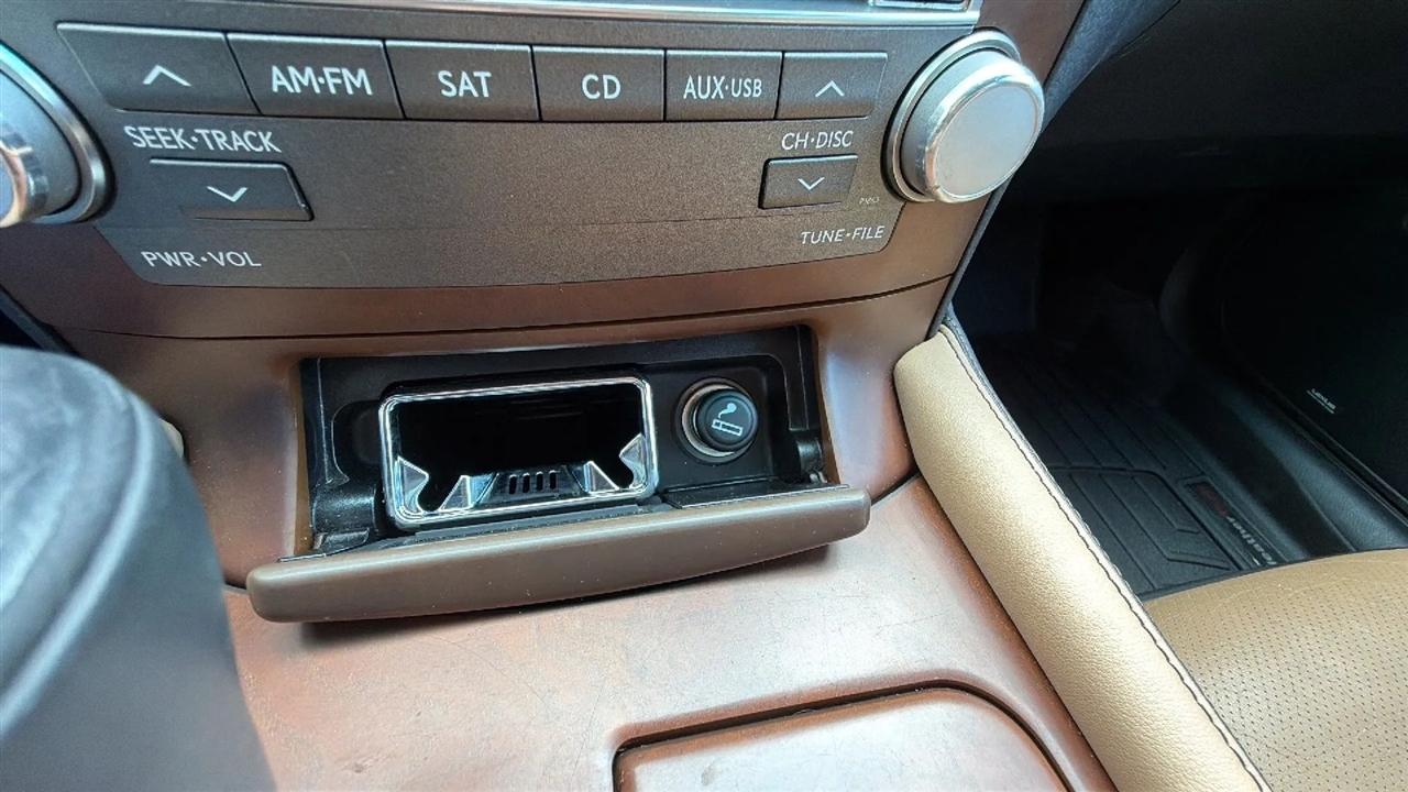 Lexus LS 460 Luxury Sedan 2012