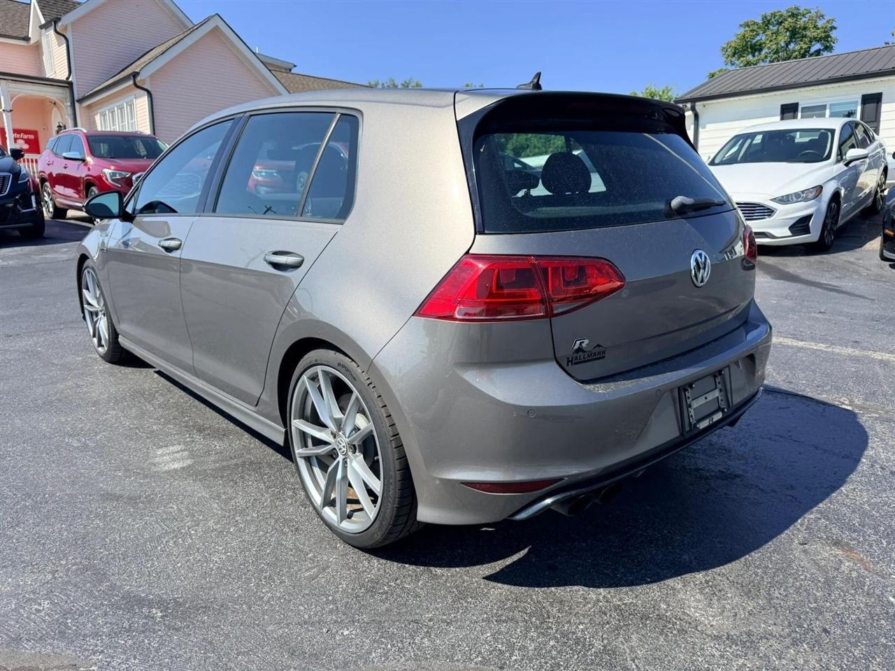 Volkswagen Golf R DCS and Navigation 6A 2017