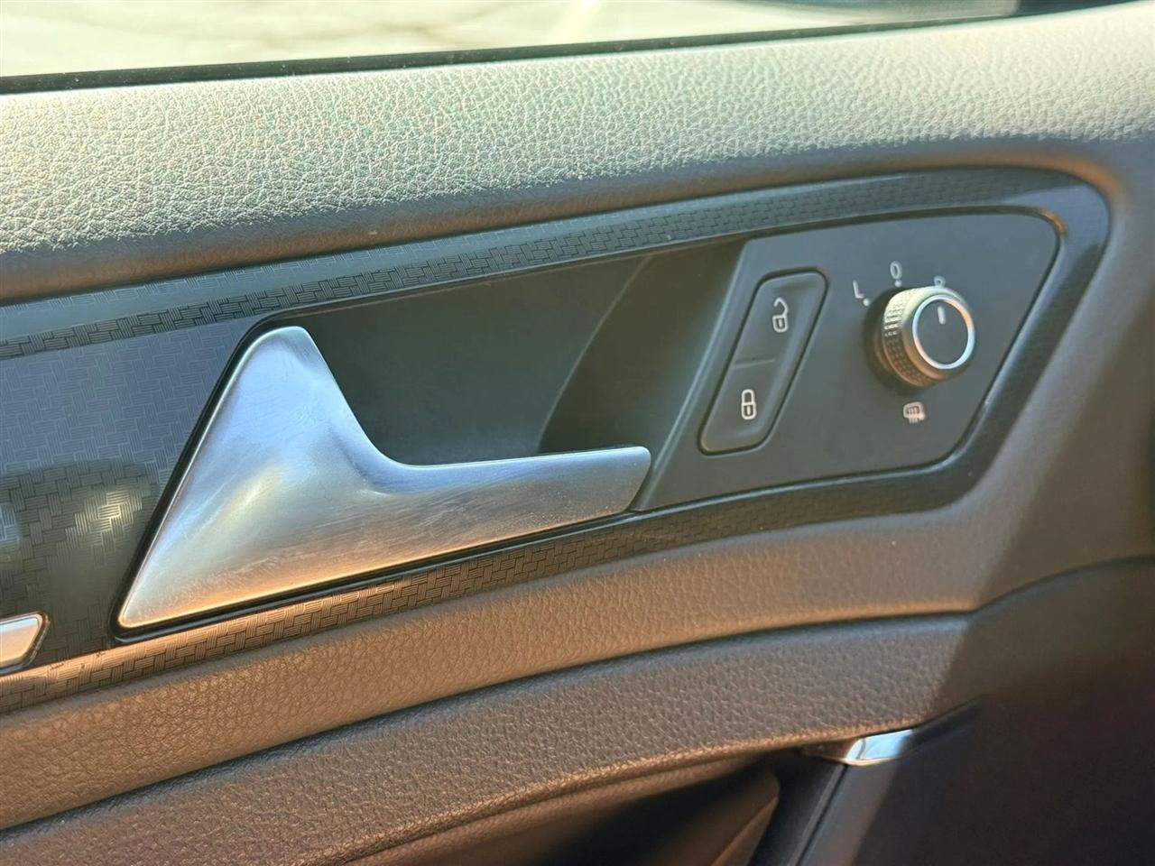 Volkswagen Golf R DCS and Navigation 6A 2017