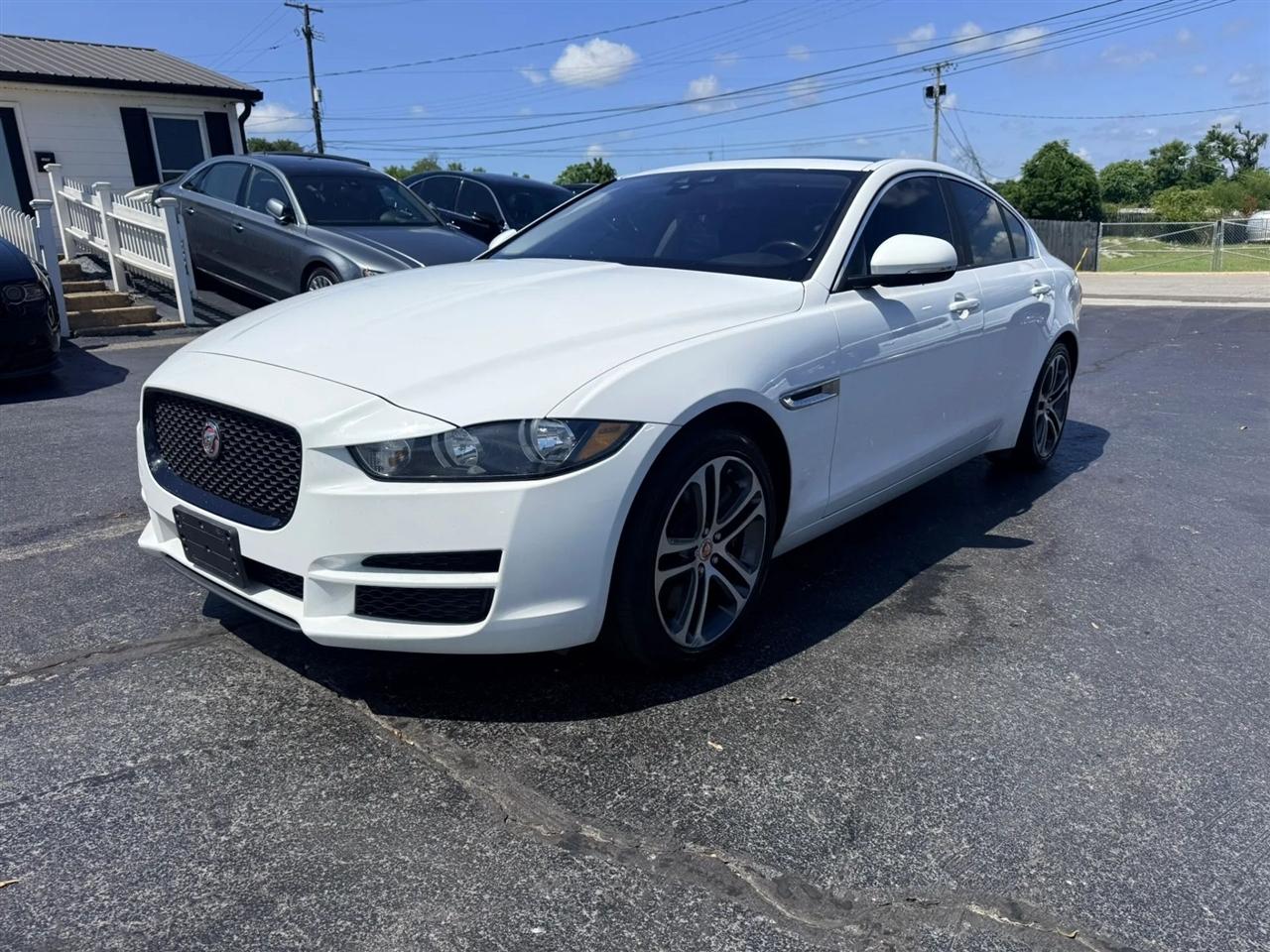 2017 Jaguar XE 35t Premium AWD