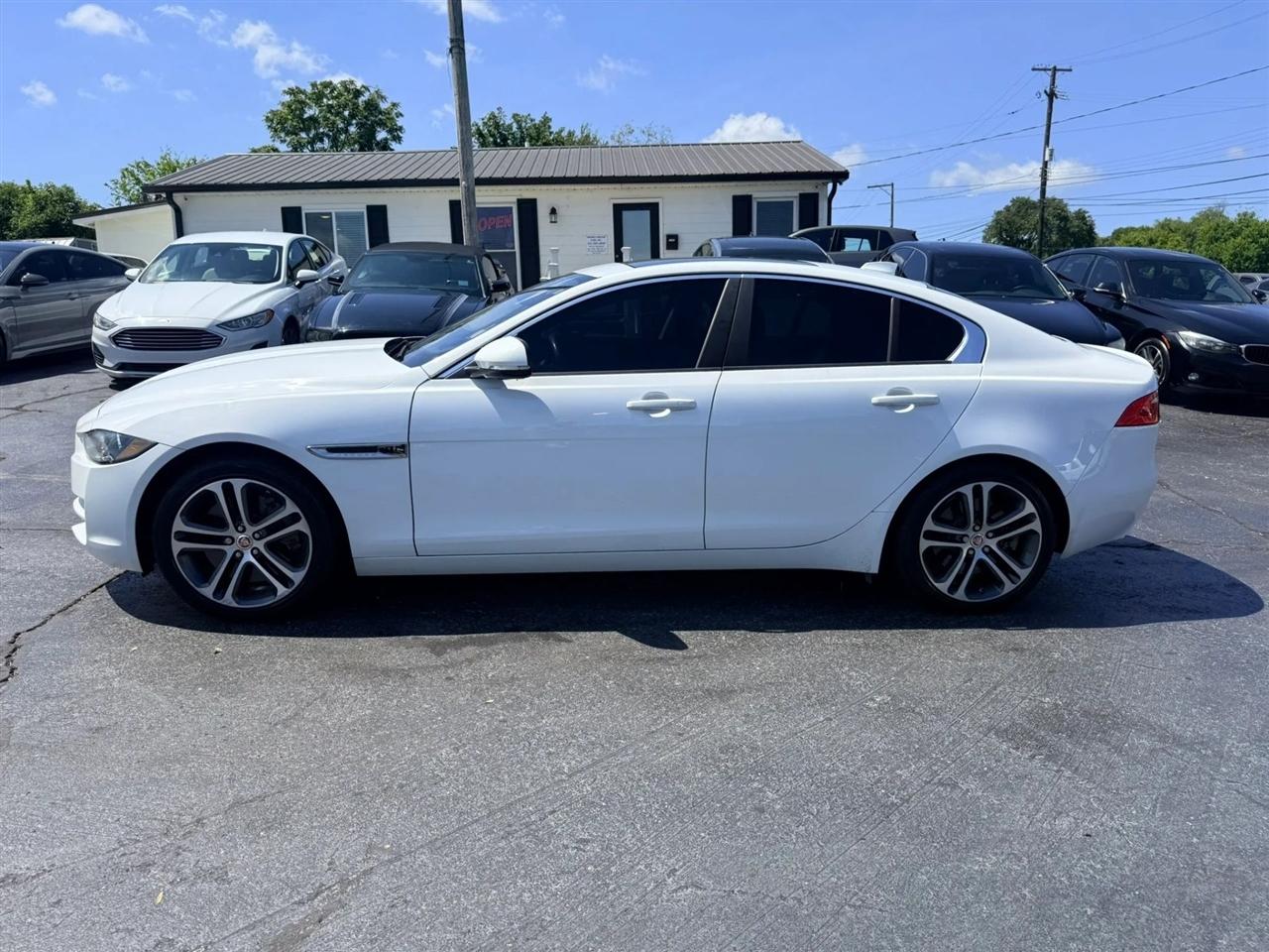 Jaguar XE 35t Premium AWD 2017