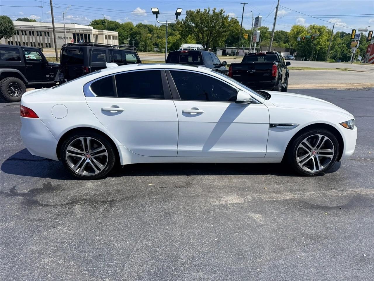 Jaguar XE 35t Premium AWD 2017