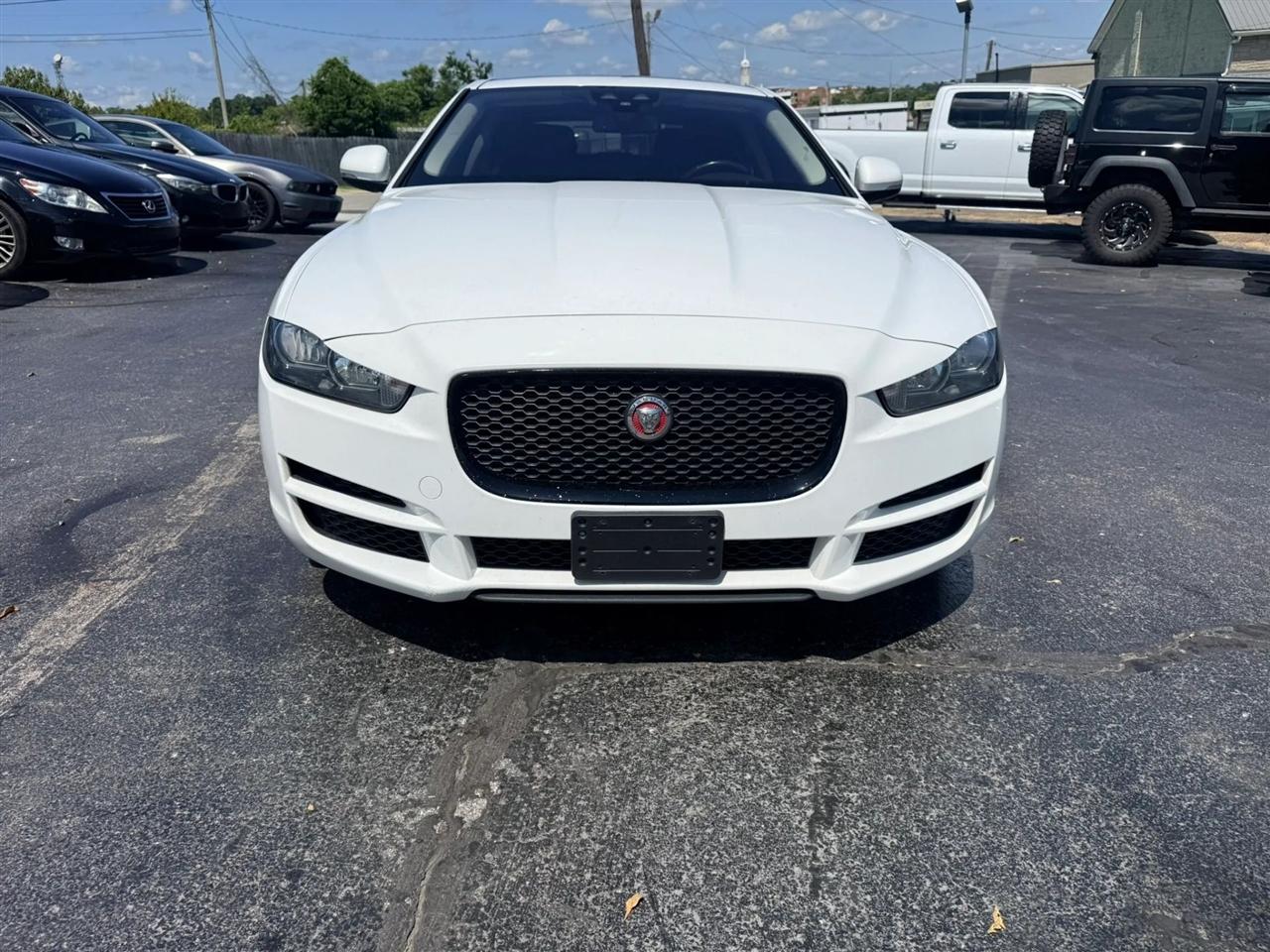 Jaguar XE 35t Premium AWD 2017