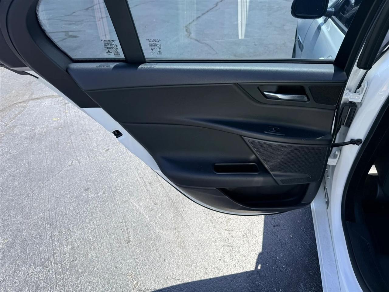 Jaguar XE 35t Premium AWD 2017